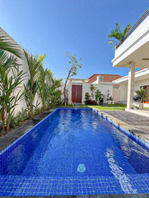 Canggu's Hottest Spot - Brand New Villa with Rooftop Views 2BRs and PS5